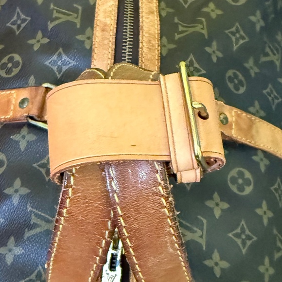 Louis Vuitton Vachetta Leather Poignet - Authentic - Picture 2 of 14